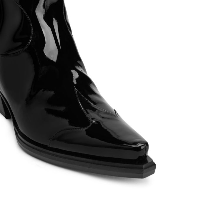 THYRA-Black-Boots