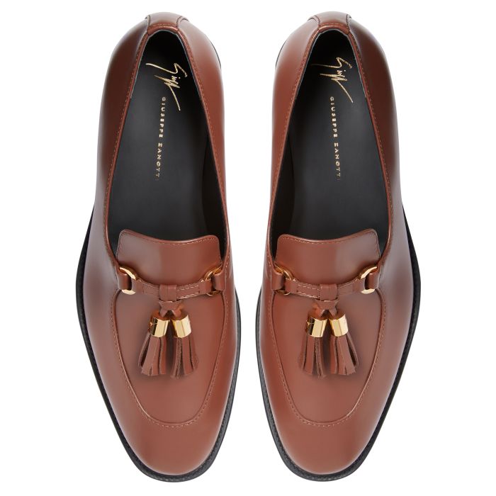 ZENOBE-Brown-Loafers