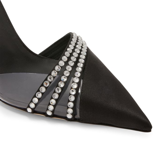 AUDRINE-black-Pumps
