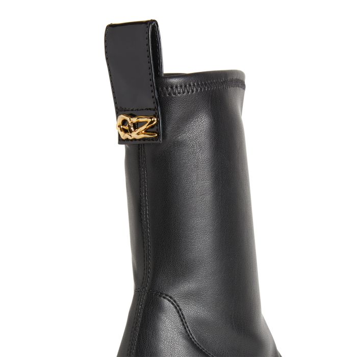 VICENTHA-Black-Boots