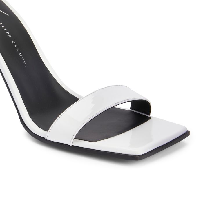  SHANGAY BUCKLE-White-Sandals