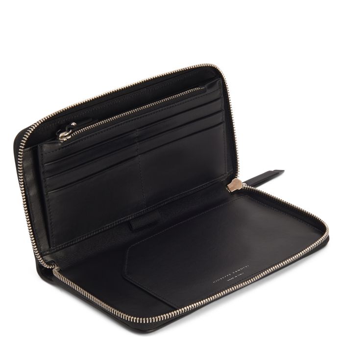  TOM-Beige-Wallets