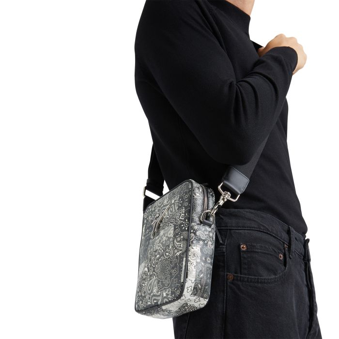  THOBY-Black-Wallets