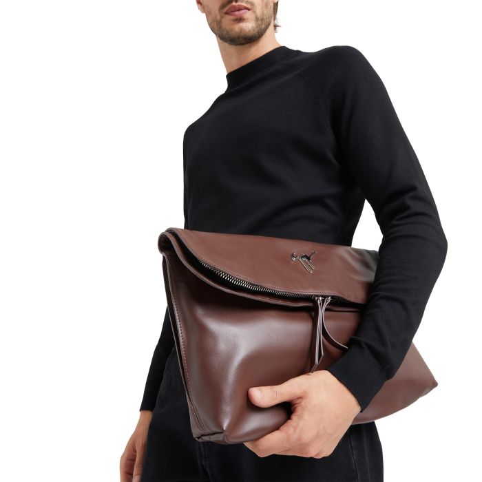  ALLIAUME-Brown-Clutches