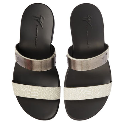 IGNAZIO-White-Flats