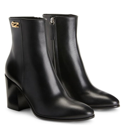  ENRIETTE-black-Boots