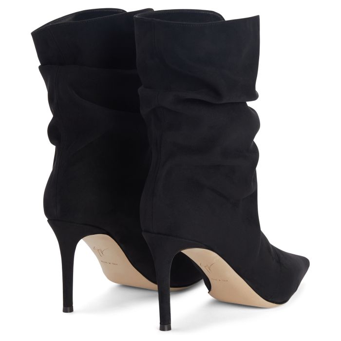  YUNAH-Black-Boots