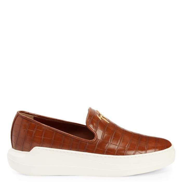  CONLEY ZIP-Brown-Slip Ons