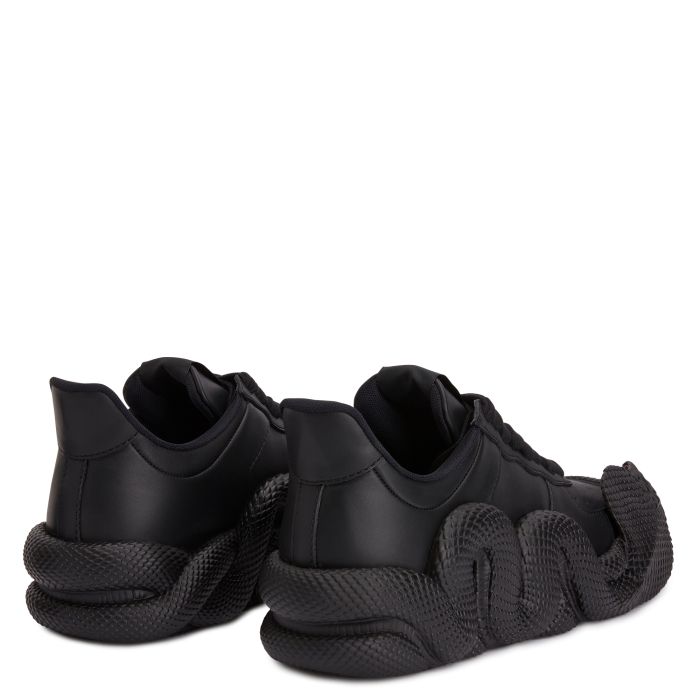  COBRAS-Black-Low-top Sneakers