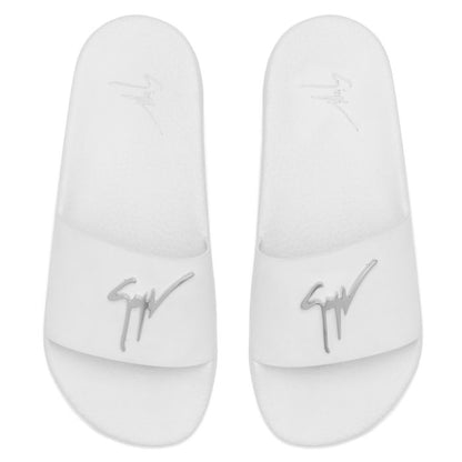  BRETT-White-Flats