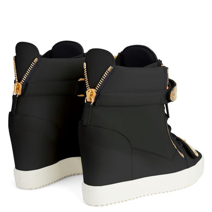  COBY WEDGE-Black-Wedges