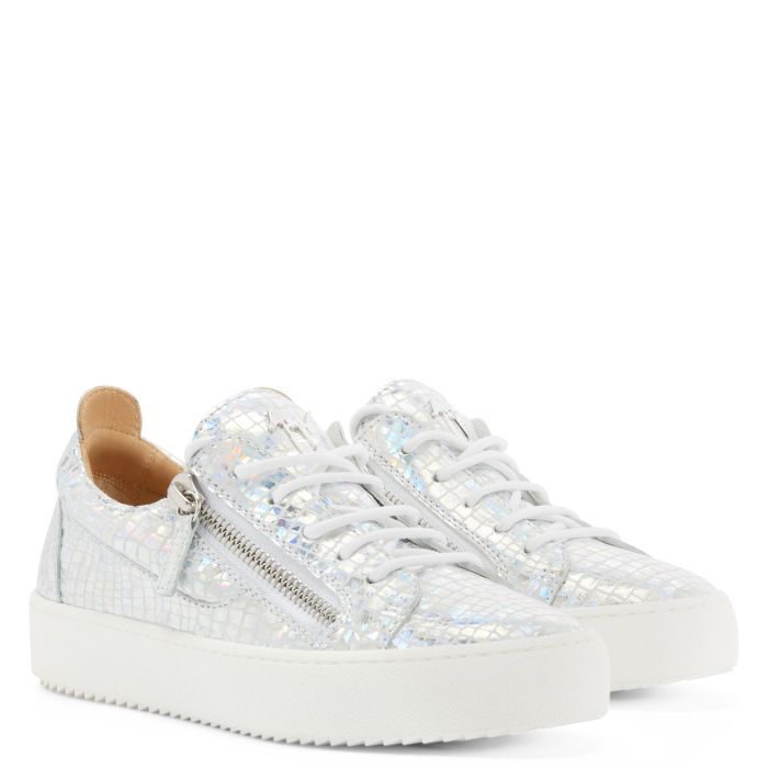  GAIL KALEIDO-Silver-Low-top Sneakers