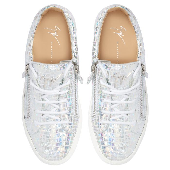  GAIL KALEIDO-Silver-Low-top Sneakers