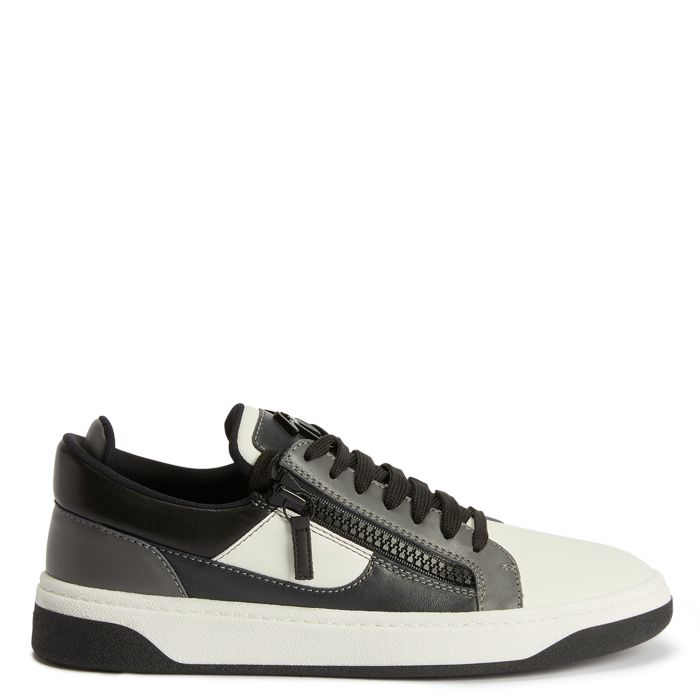 GZ94-black-Low-top Sneakers
