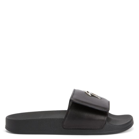  NEW BRETT-Black-Flats