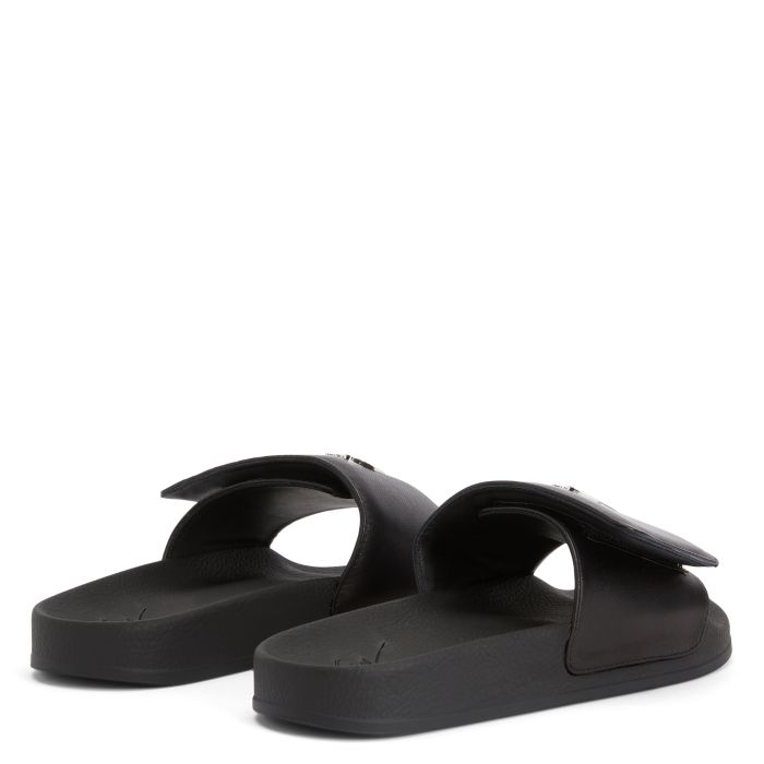  NEW BRETT-Black-Flats