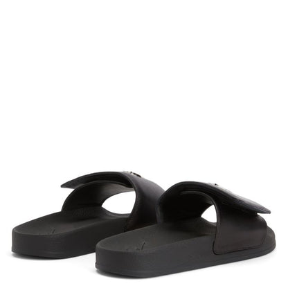  NEW BRETT-Black-Flats