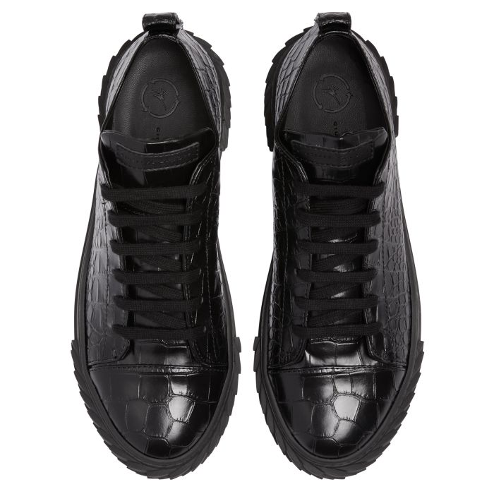  ECOBLABBER-black-Low-top Sneakers