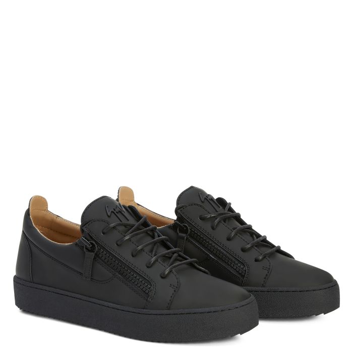  FRANKIE-Black-Low-top Sneakers