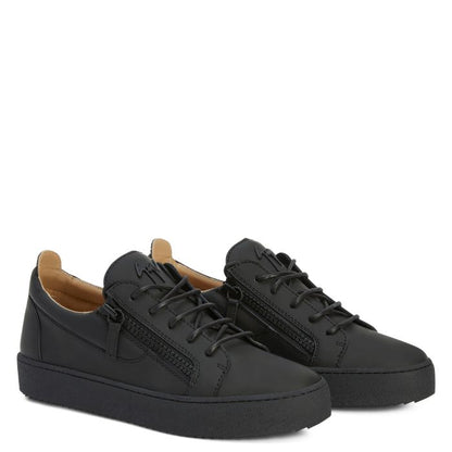  FRANKIE-Black-Low-top Sneakers