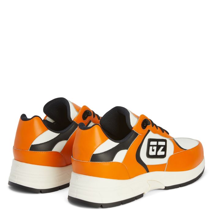 GZ RUNNER-Orange-Low-top Sneakers